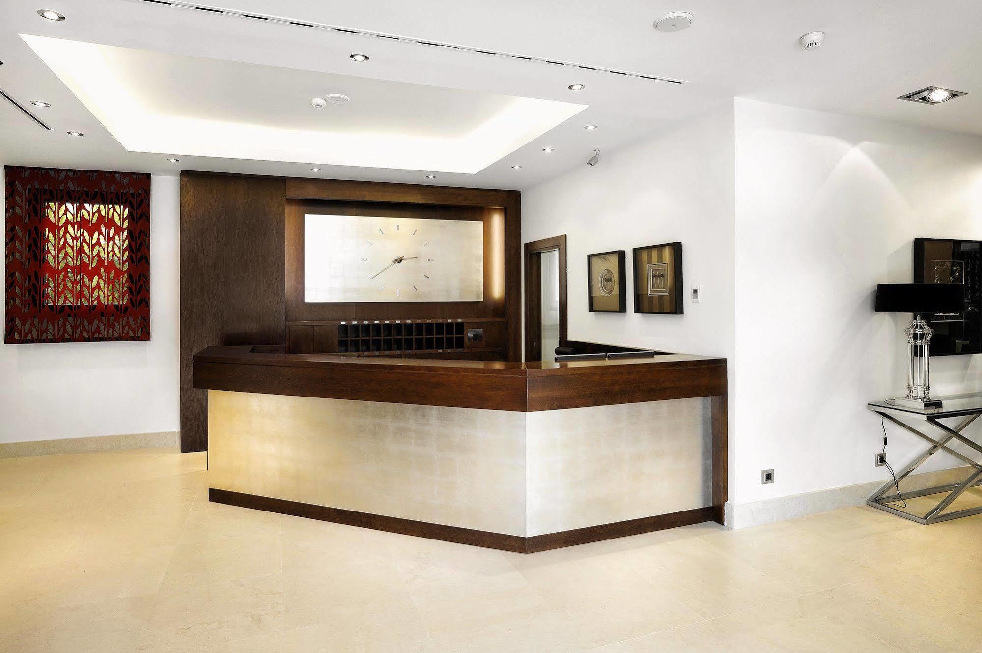 Dehesa Real Hotel Madrid Exterior foto